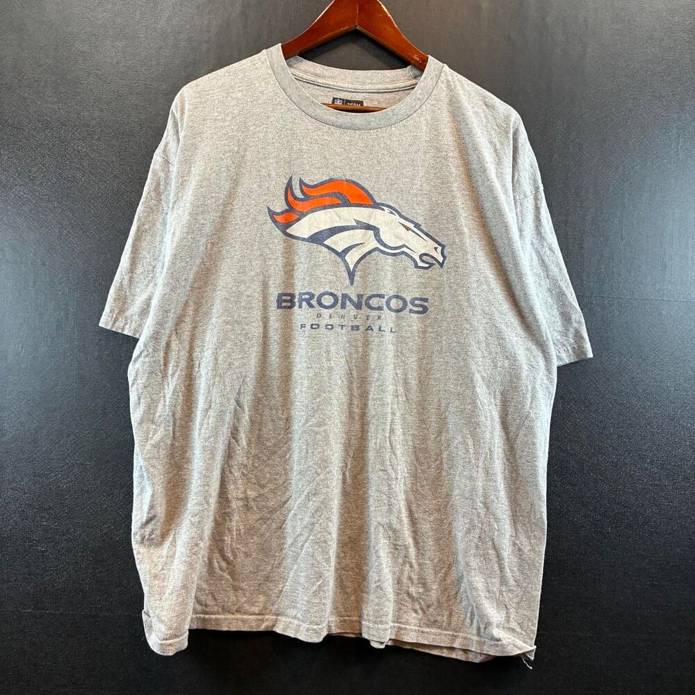 Nfl Men's Grey T-shirt